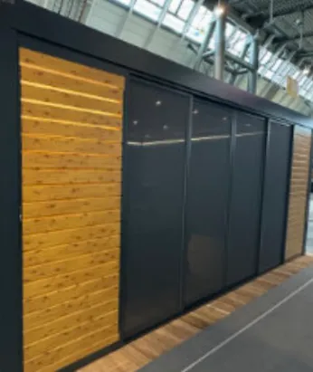 Panneau slide panel